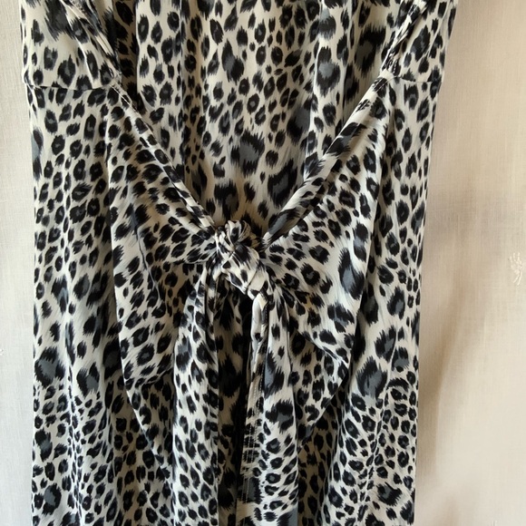 Sophisticated leopard print dress - Picture 4 of 6